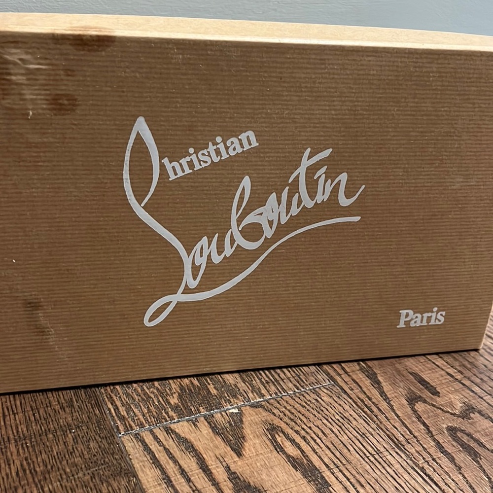 Christian Louboutib Patent heels